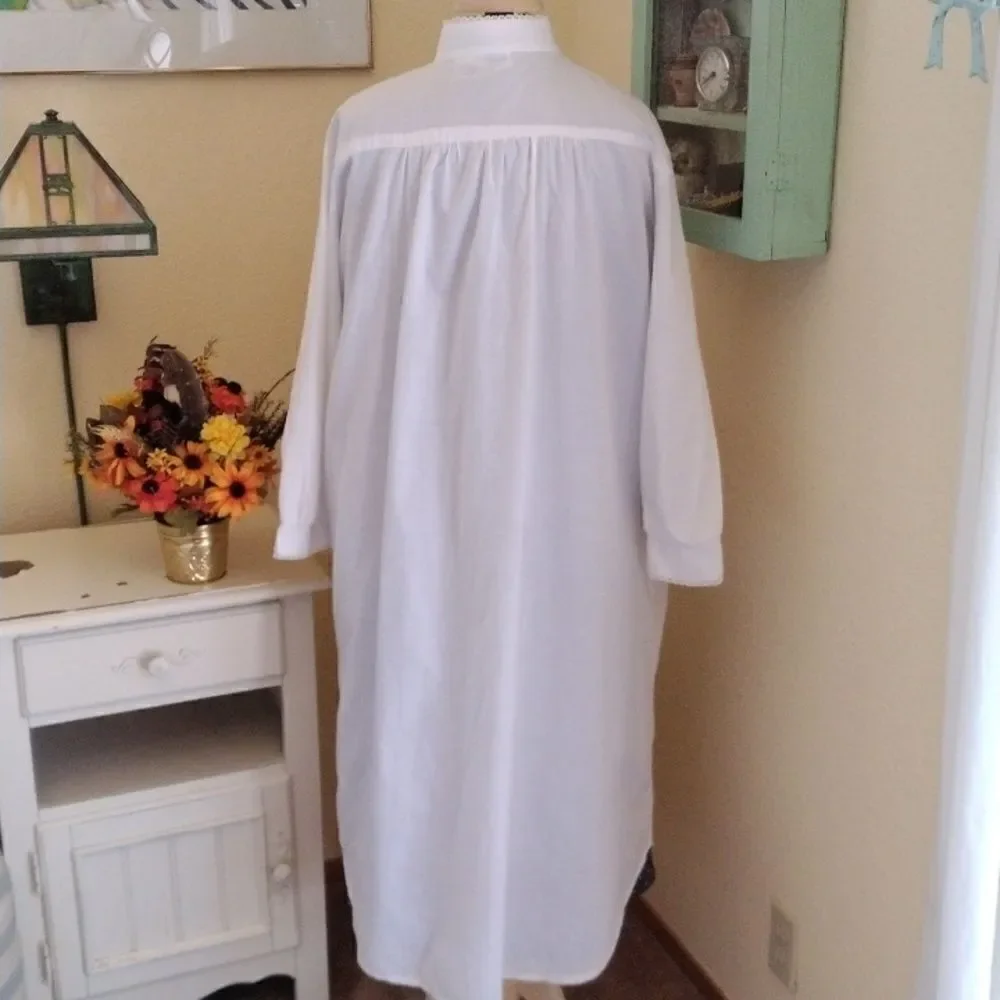 Vintage Lewis Frimel Robe